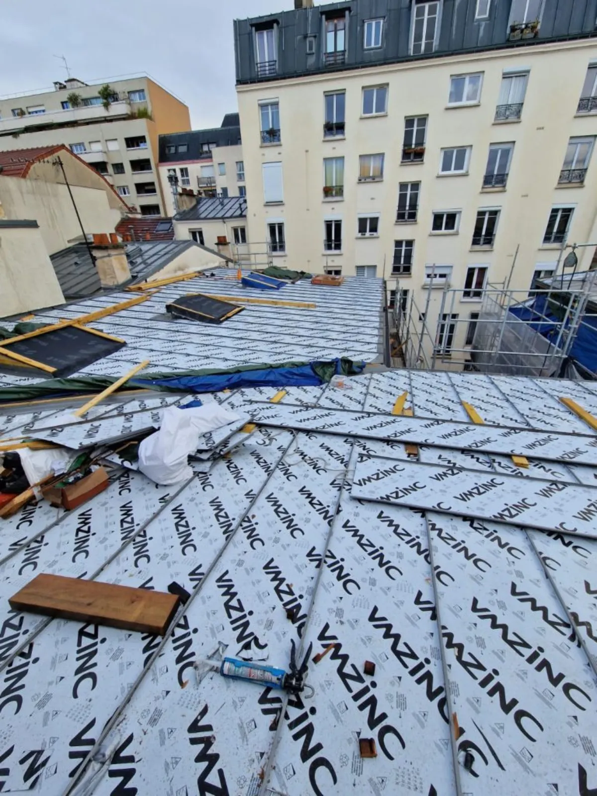 Isolation toiture zinc Paris 75