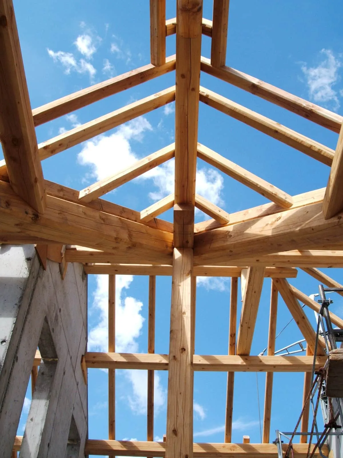 Travaux charpente bois Paris 75